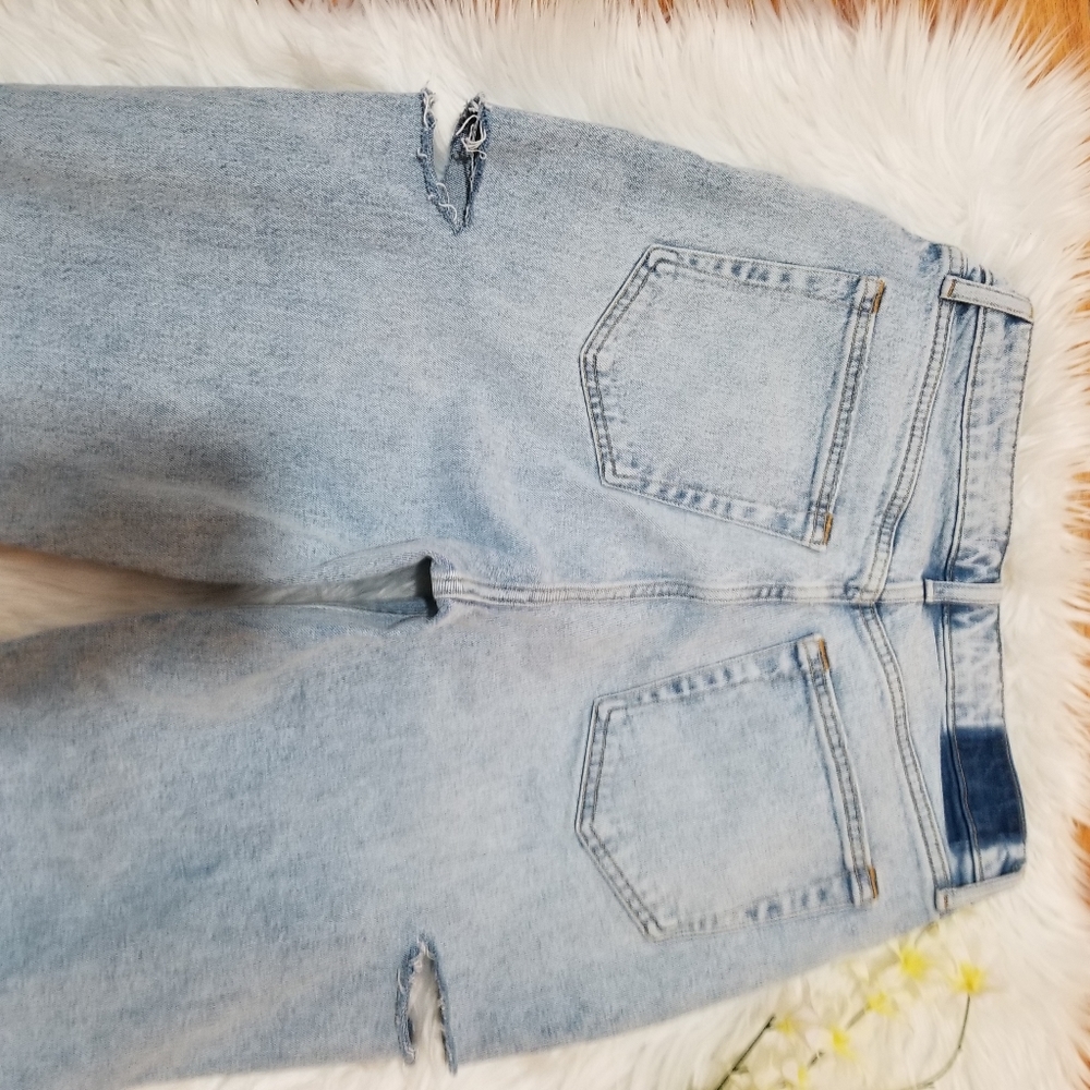 Abercrombie And Fitch Curve Love The Dad High Rise Light Blue Jeans SIZE 29/8R - Picture 6 of 16